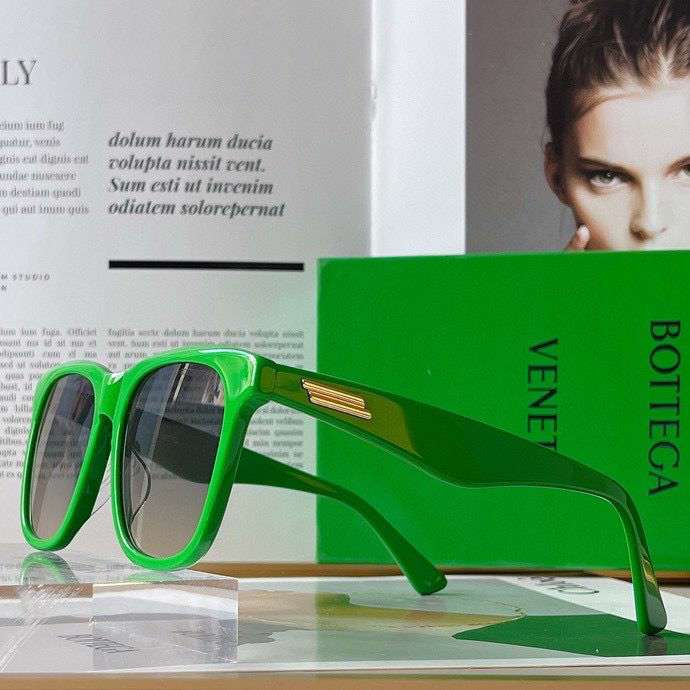 Picture of Bottega Veneta Sunglasses _SKUfw44066969fw